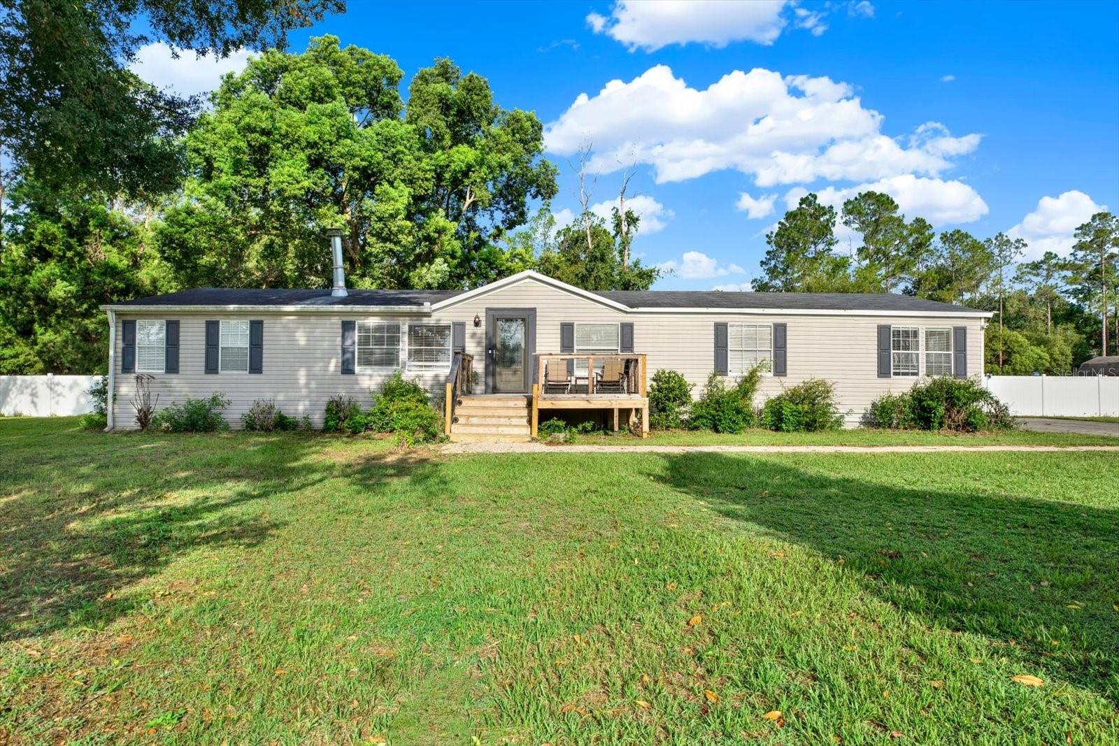 13611 MCINTOSH DR, DADE CITY, FL