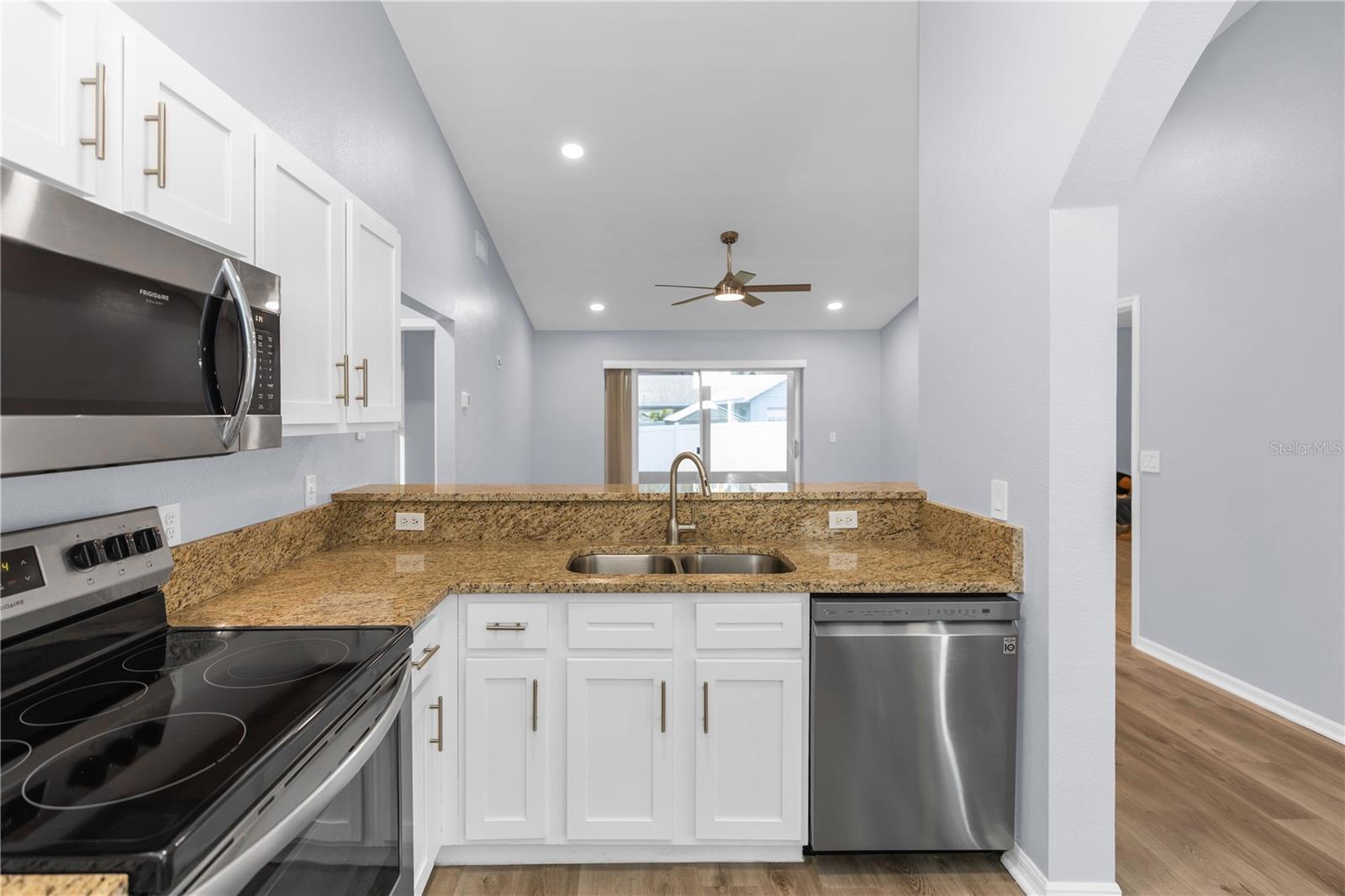 17020 WOODCREST WAY, CLERMONT, FL — photo 10