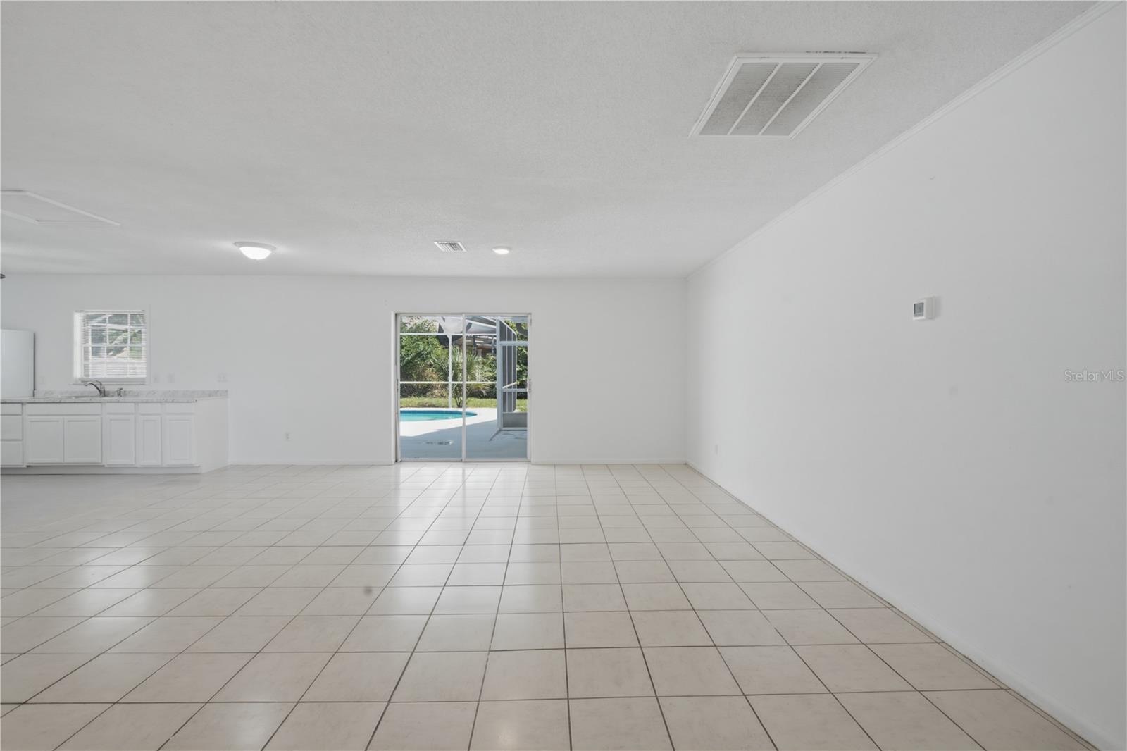 604 ROYAL CREST DR, BRANDON, FL — photo 7