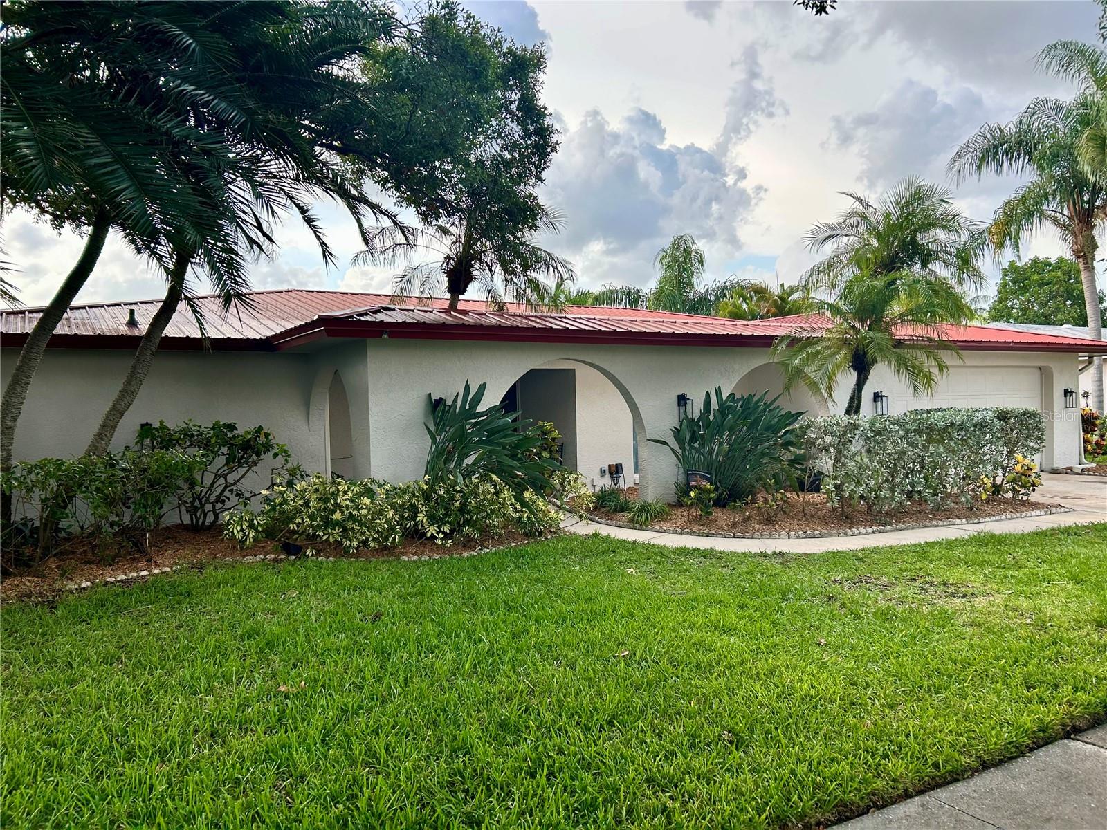 2126 EGRET DR, CLEARWATER, FL — photo 2