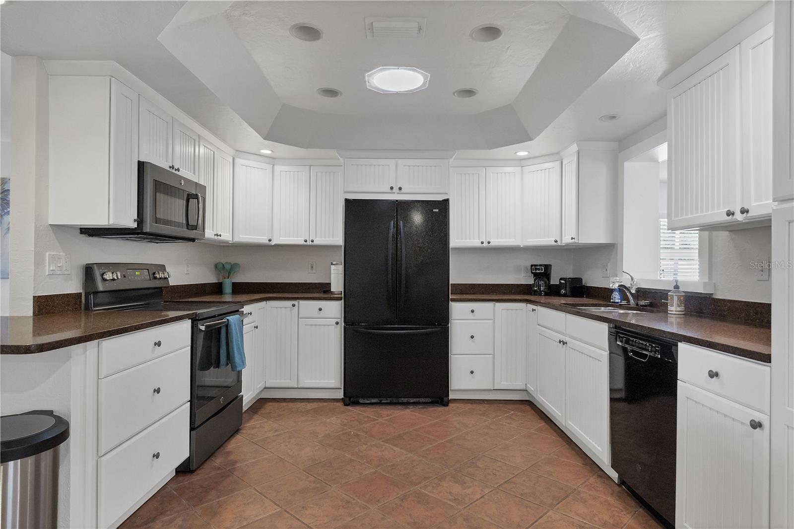 2469 WALDEMERE ST, SARASOTA, FL — photo 12