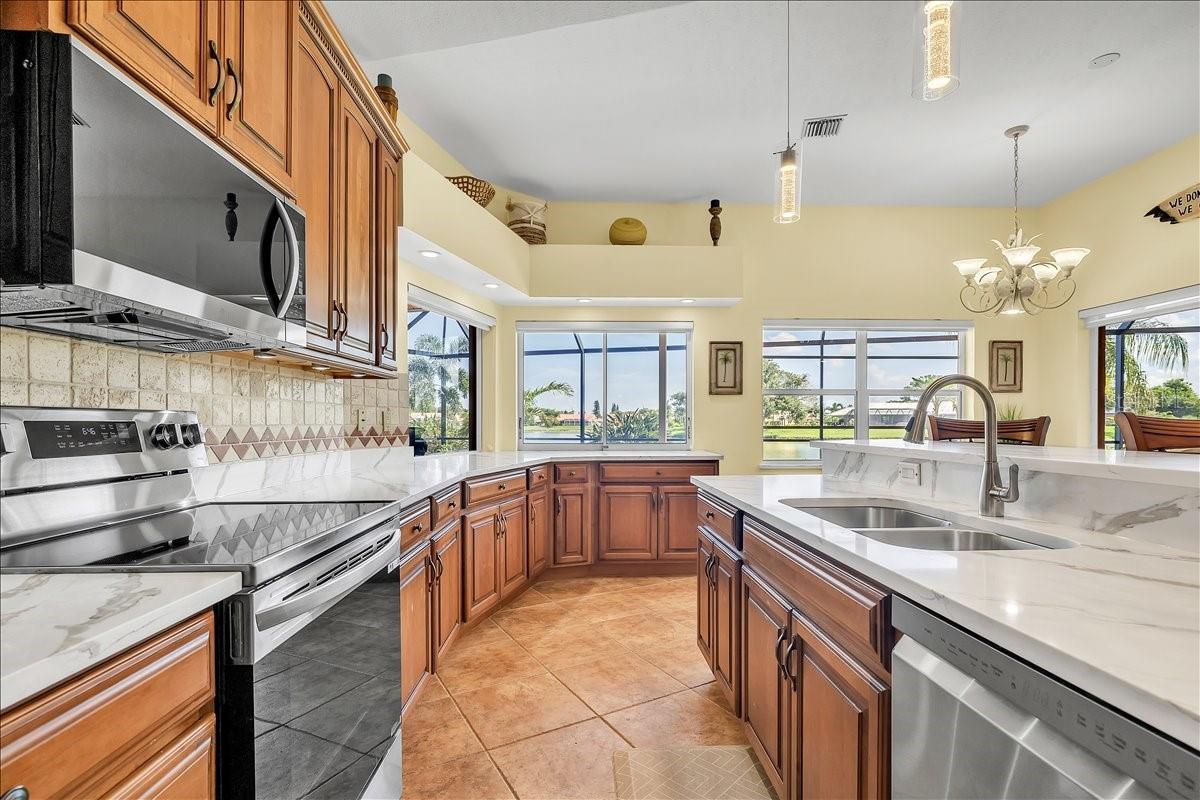 373 EDEN DR, ENGLEWOOD, FL — photo 18