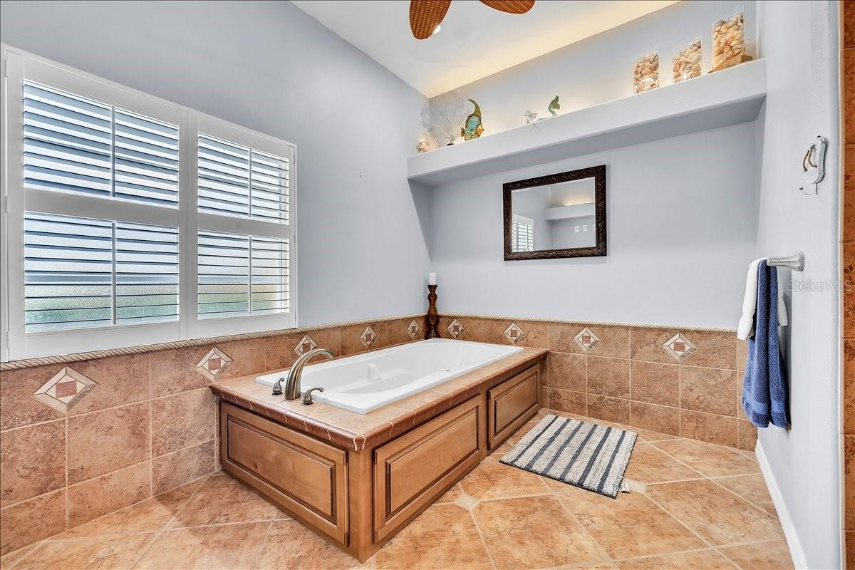 373 EDEN DR, ENGLEWOOD, FL — photo 27