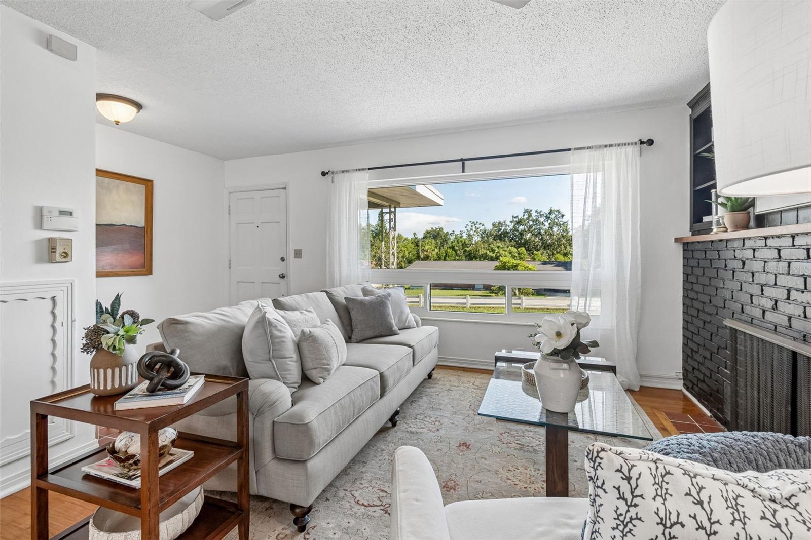 302 DEER PARK AVE, TAMPA, FL — photo 3
