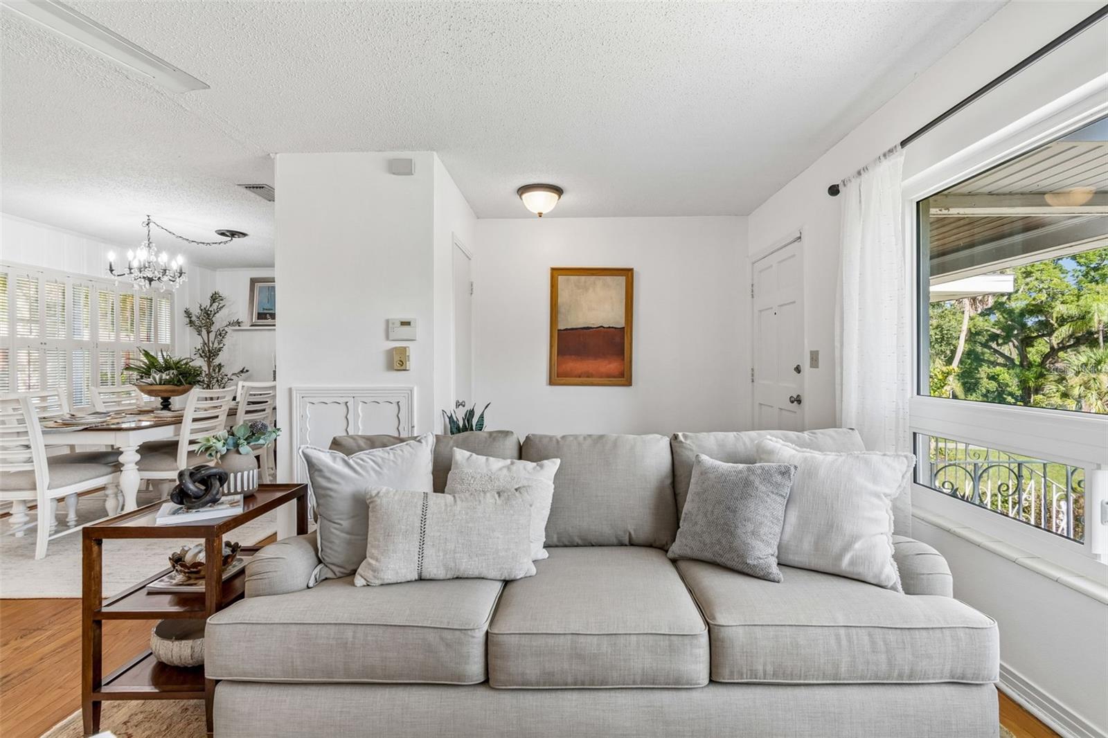 302 DEER PARK AVE, TAMPA, FL — photo 9