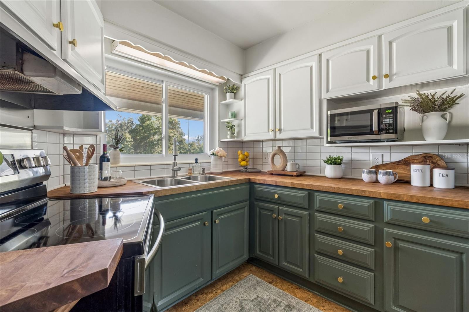 302 DEER PARK AVE, TAMPA, FL — photo 14