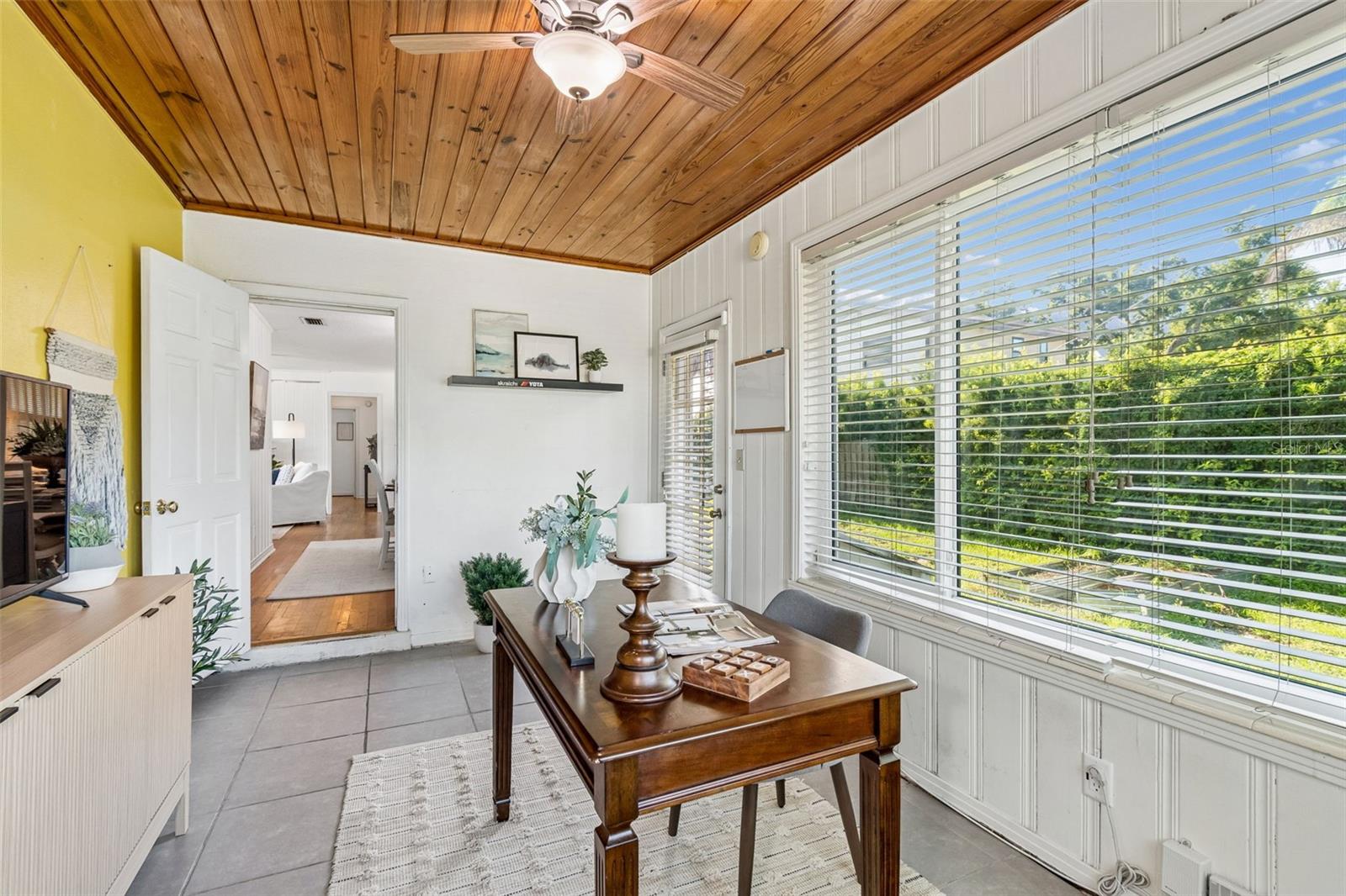 302 DEER PARK AVE, TAMPA, FL — photo 37