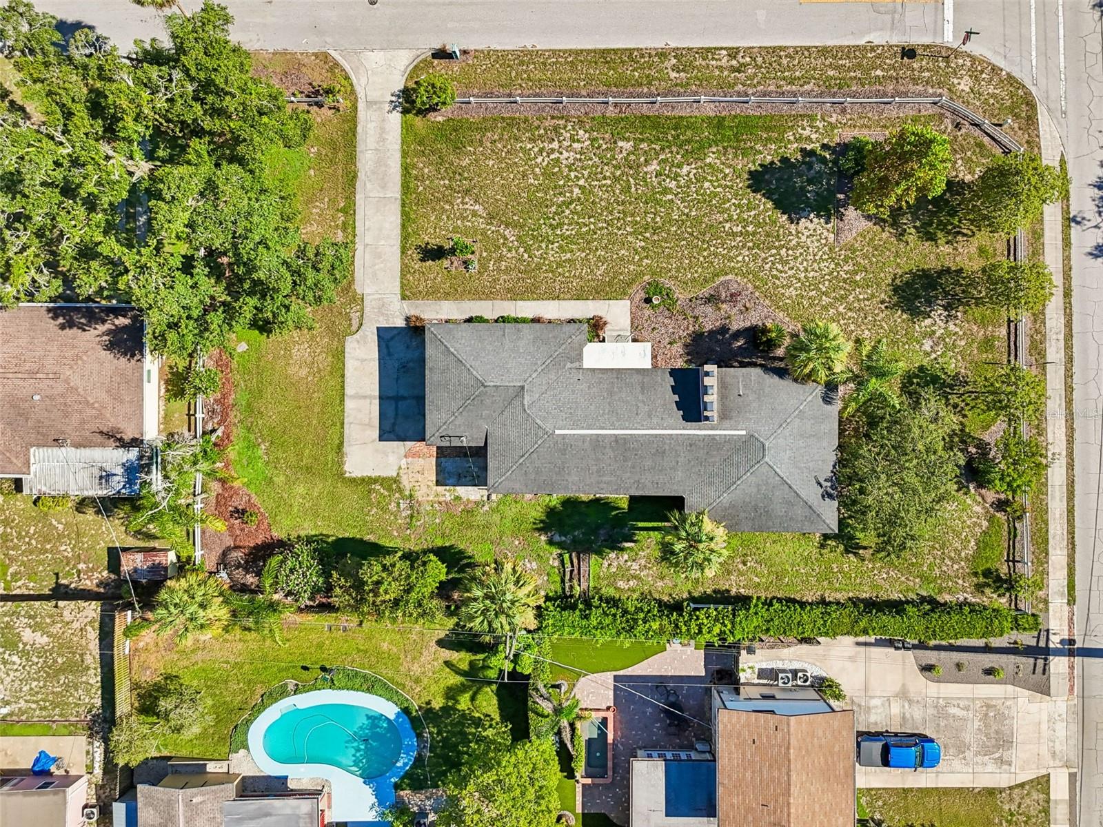 302 DEER PARK AVE, TAMPA, FL — photo 39