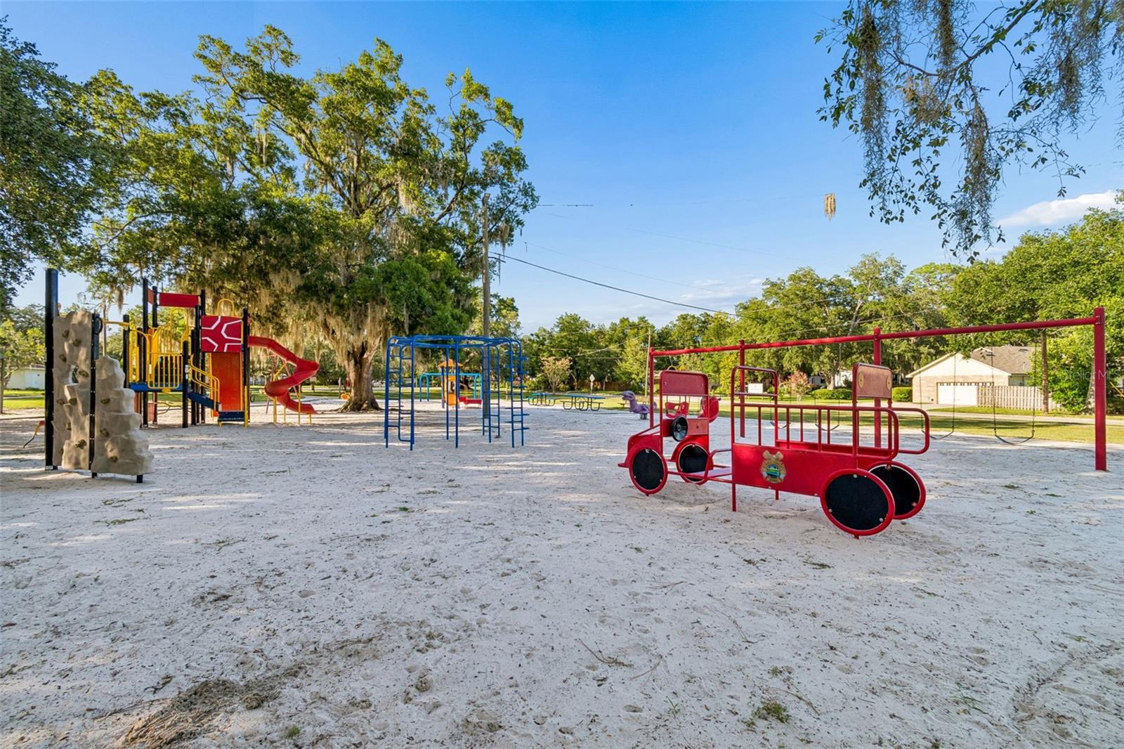302 DEER PARK AVE, TAMPA, FL — photo 47