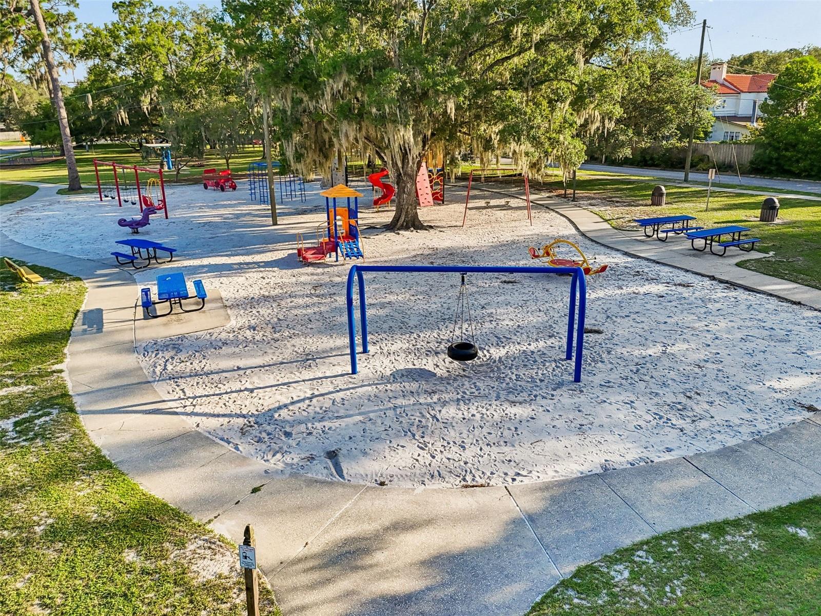 302 DEER PARK AVE, TAMPA, FL — photo 54