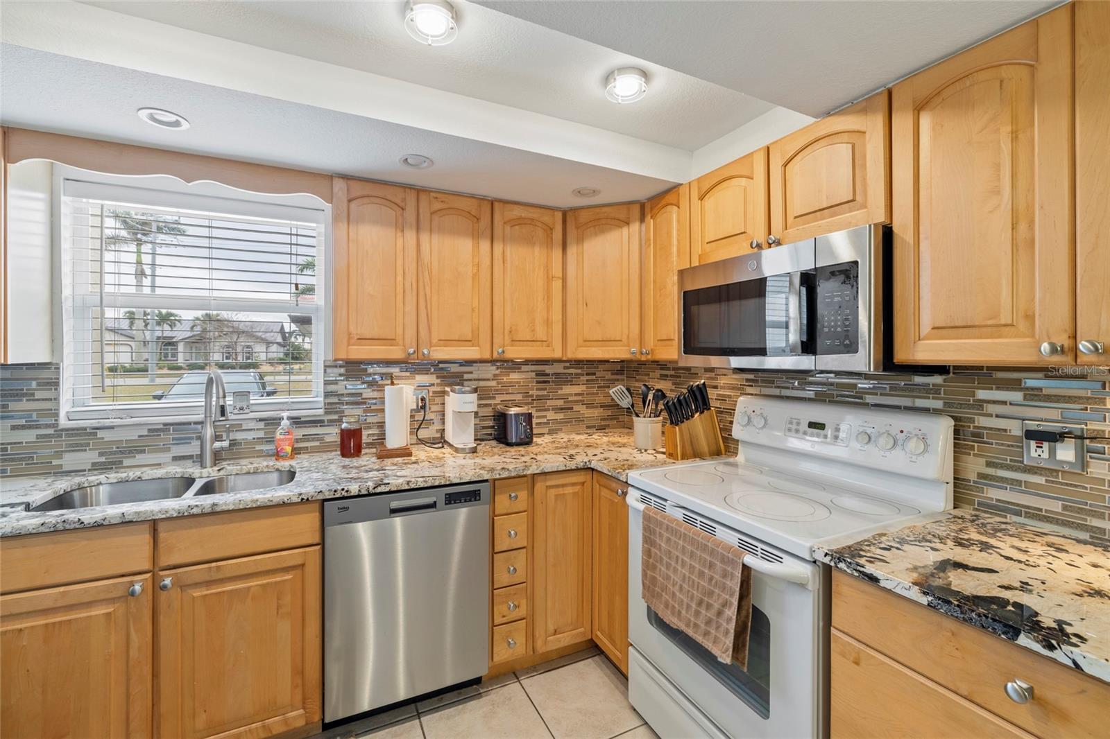 311 GARVIN ST #411B, PUNTA GORDA, FL — photo 4