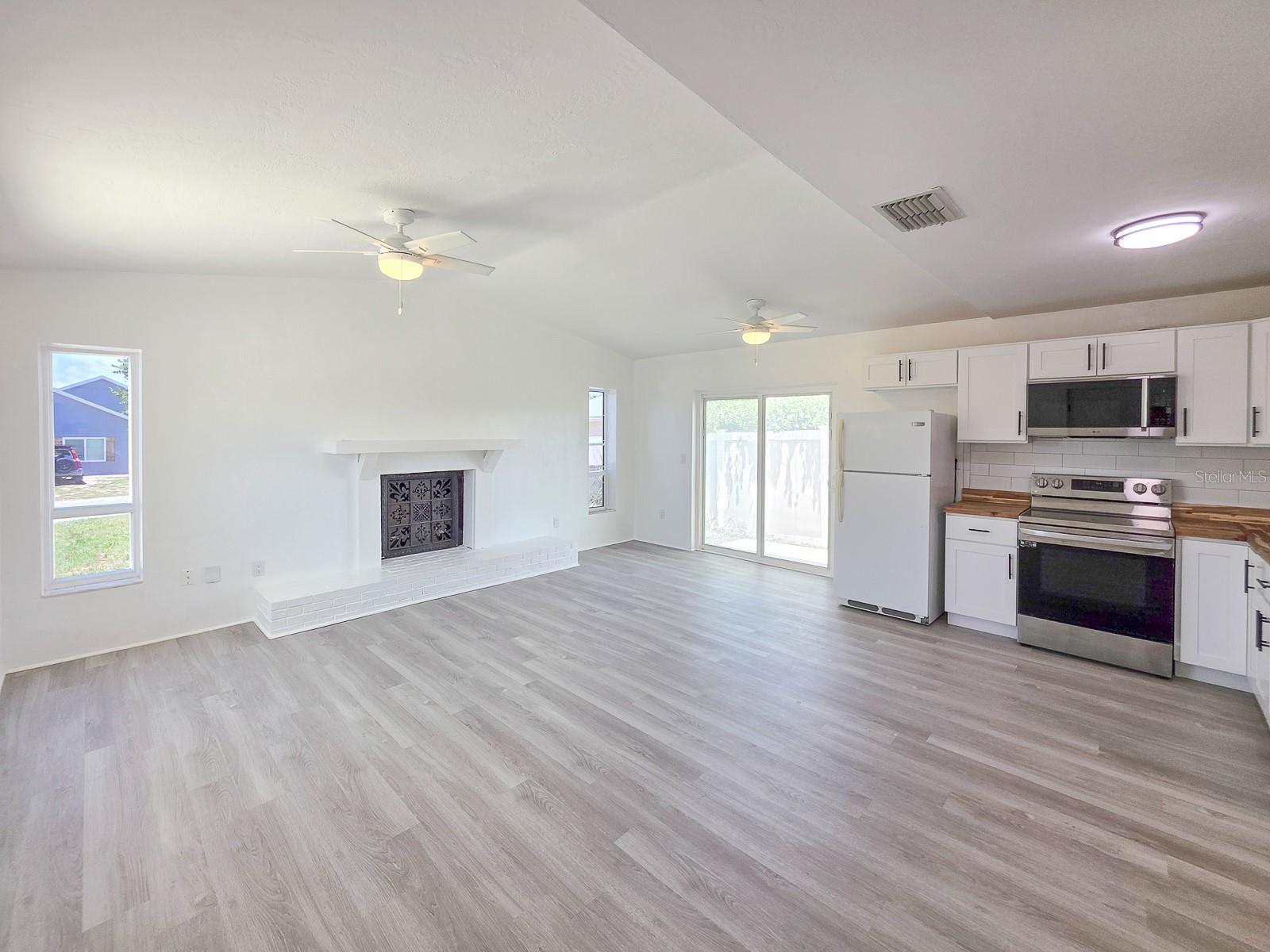1956 N DAYTONA AVE, FLAGLER BEACH, FL — photo 5