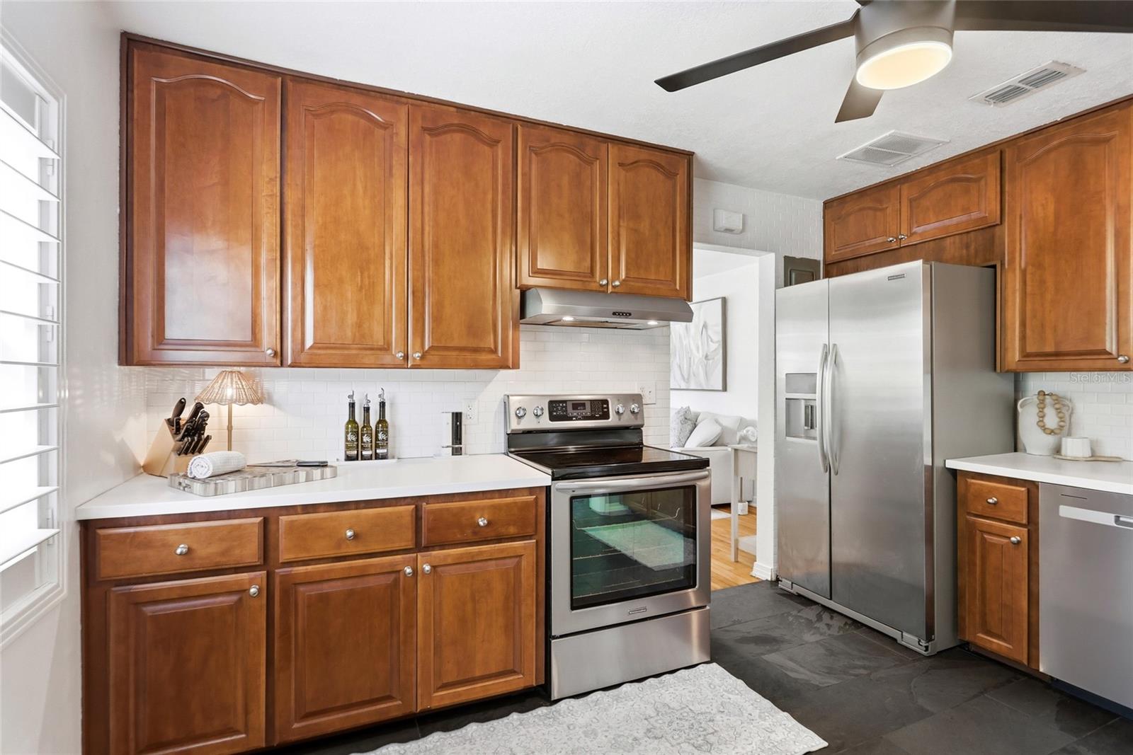2901 E PINE ST, ORLANDO, FL — photo 8