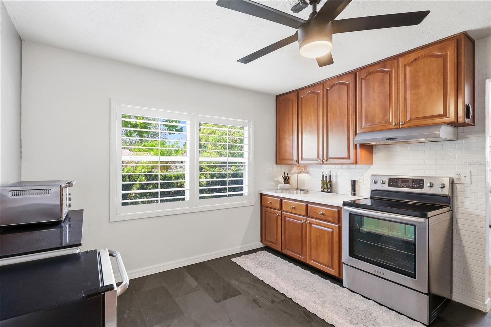 2901 E PINE ST, ORLANDO, FL — photo 9