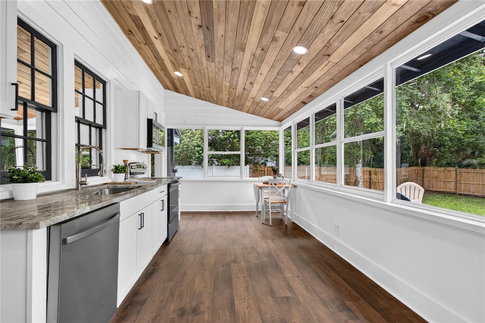 1811 SANFORD AVE, SANFORD, FL — photo 11