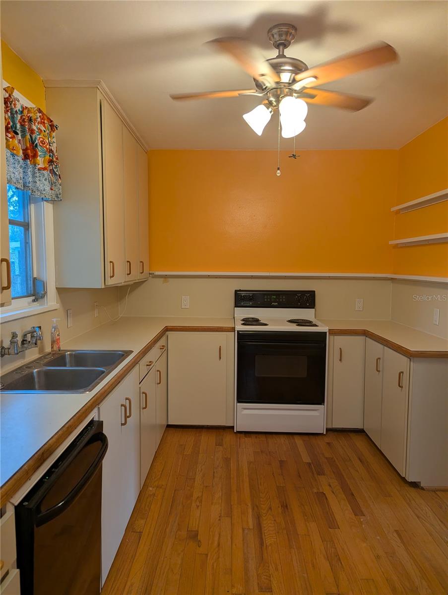 2251 7TH AVE N, ST PETERSBURG, FL — photo 10