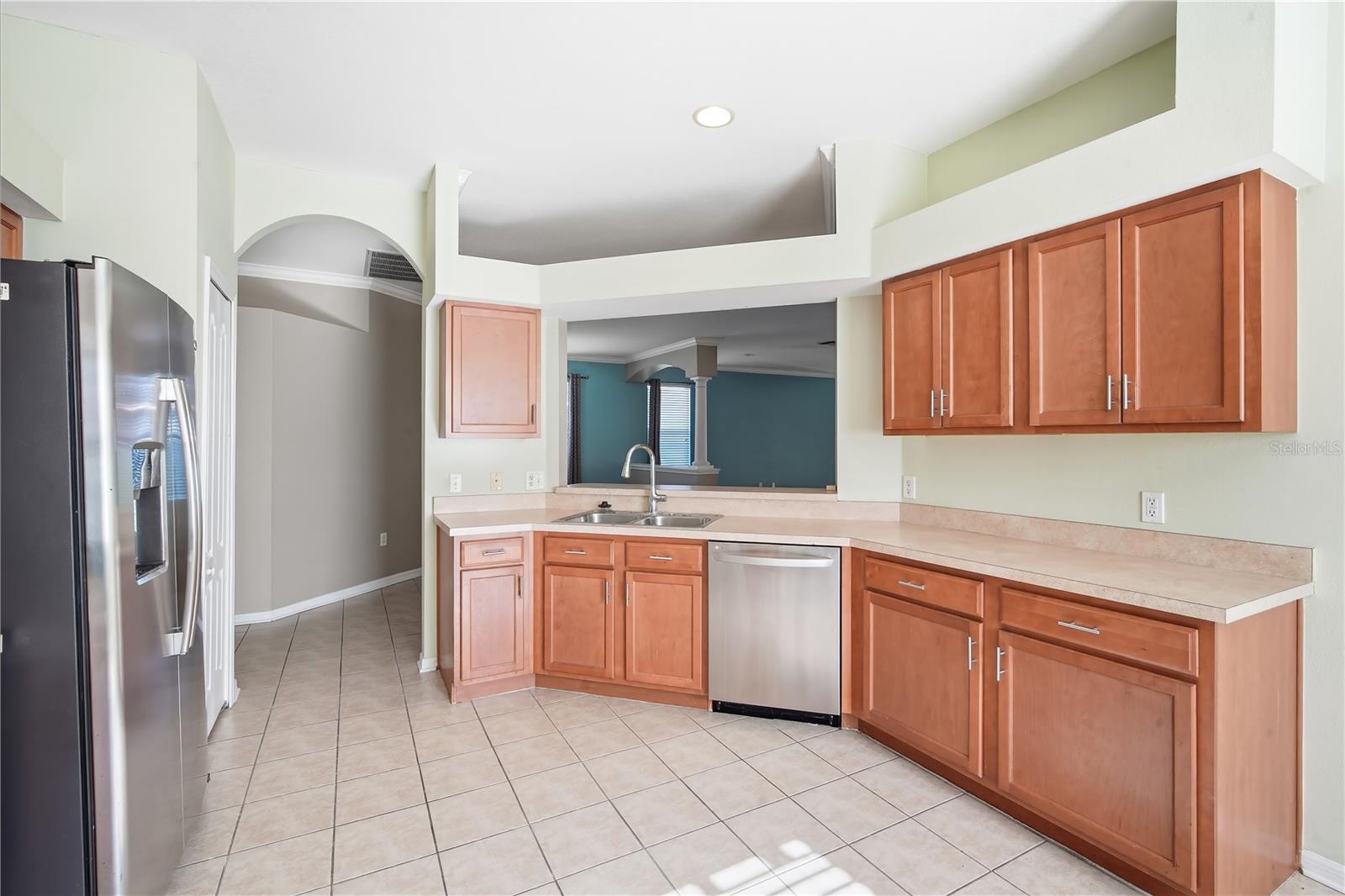 2520 PEEKSKILL RD, VALRICO, FL — photo 9