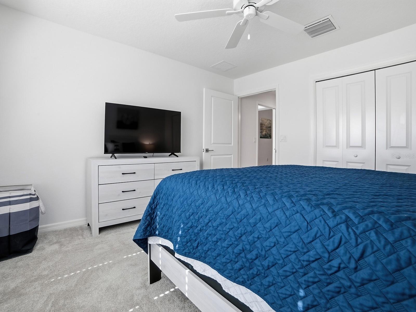 7274 CARLOS CT, THE VILLAGES, FL — photo 4