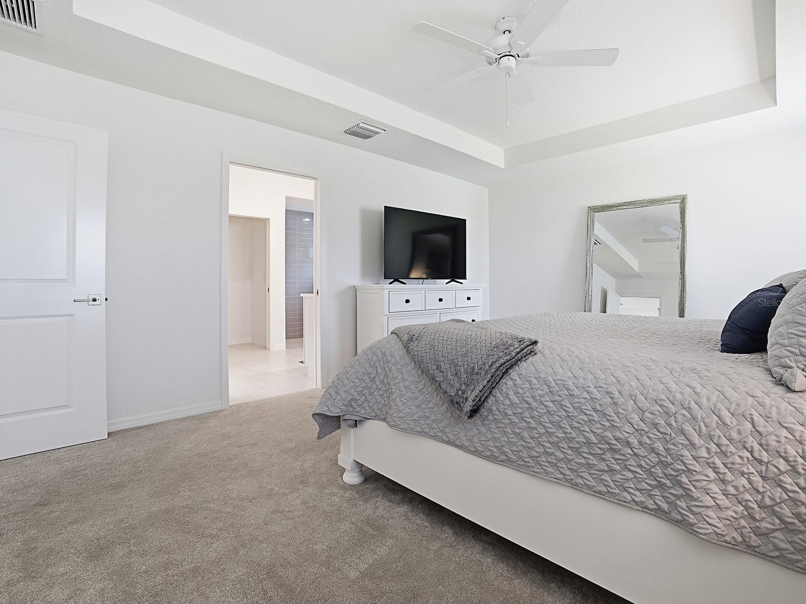 7274 CARLOS CT, THE VILLAGES, FL — photo 23