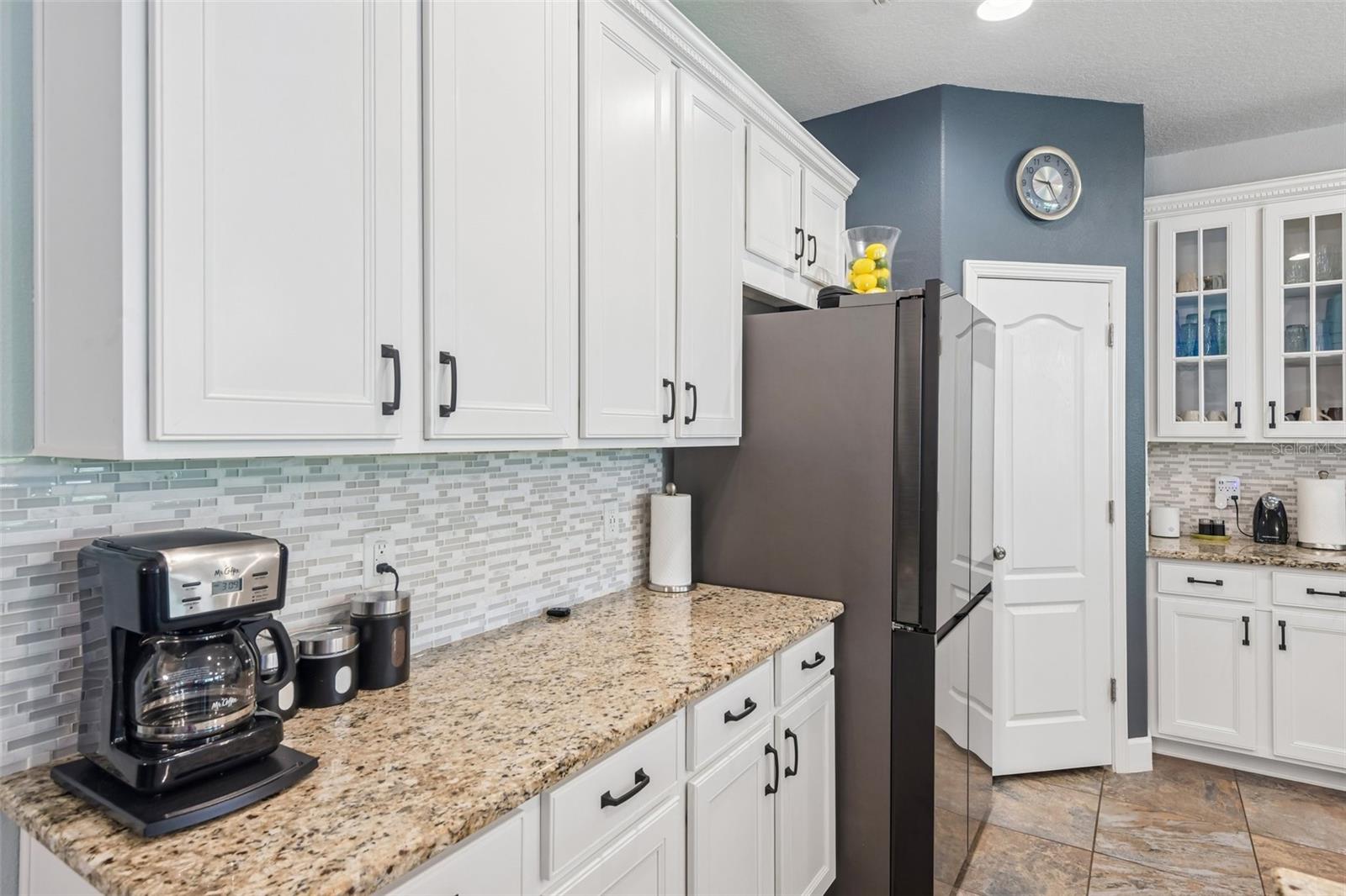 4586 GRAND LAKESIDE DR, PALM HARBOR, FL — photo 23