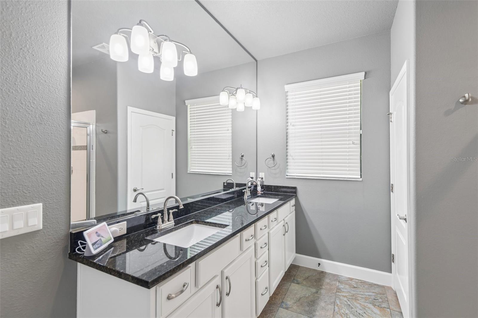 4586 GRAND LAKESIDE DR, PALM HARBOR, FL — photo 27