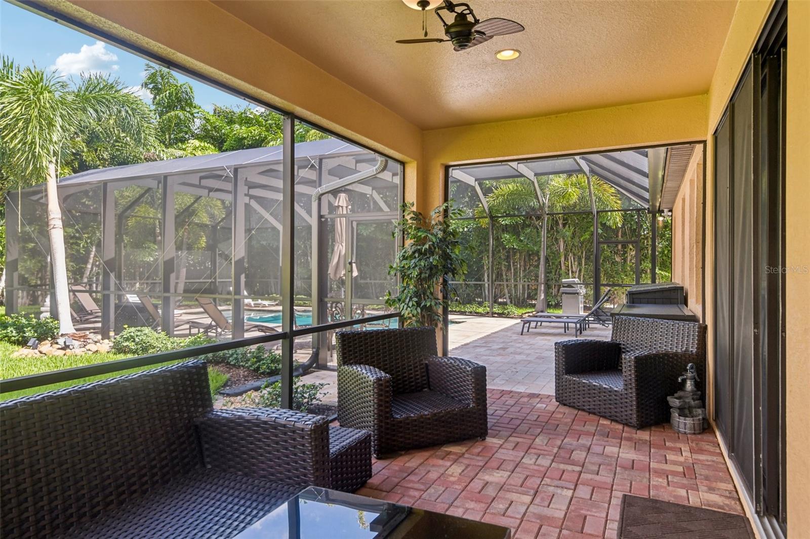 4586 GRAND LAKESIDE DR, PALM HARBOR, FL — photo 43