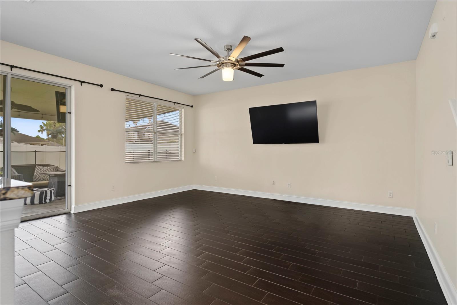 637 GRASSY STONE DR, WINTER GARDEN, FL — photo 16