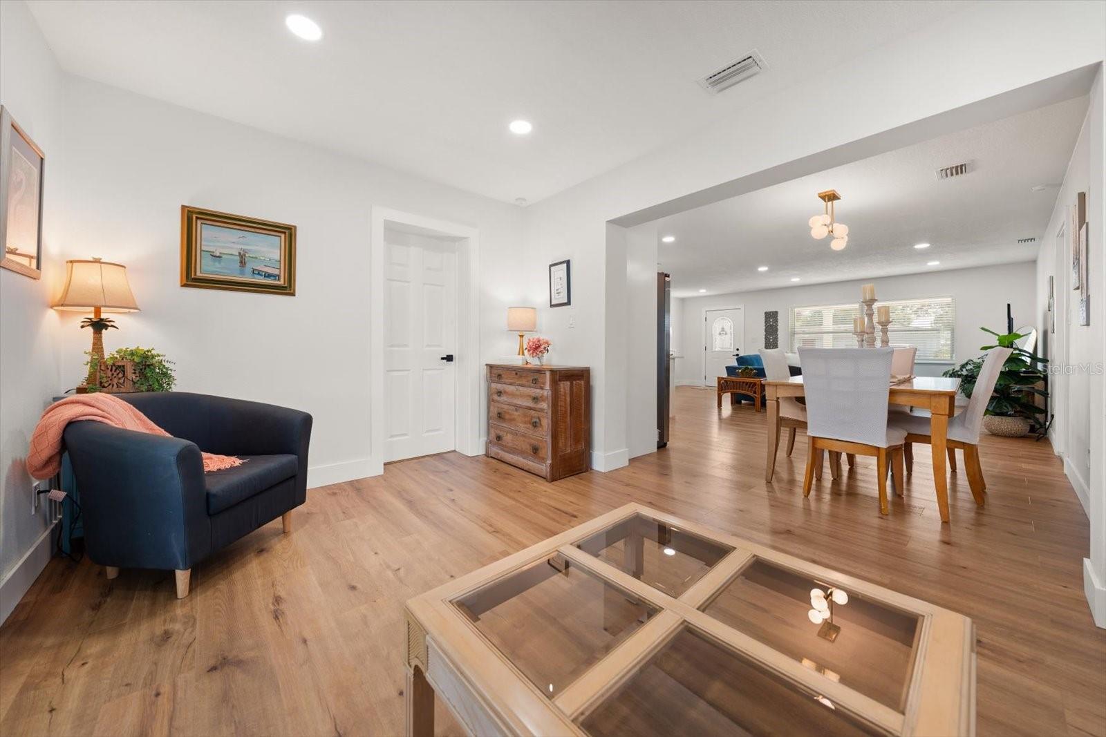 8879 111TH ST, SEMINOLE, FL — photo 26