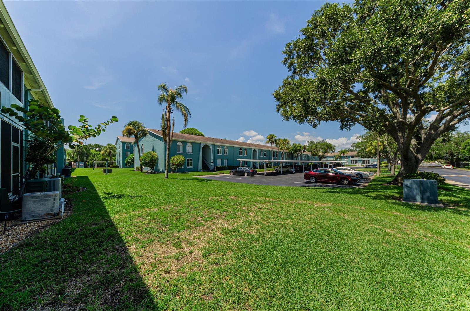 11436 2ND ST N #1, ST PETERSBURG, FL — photo 25