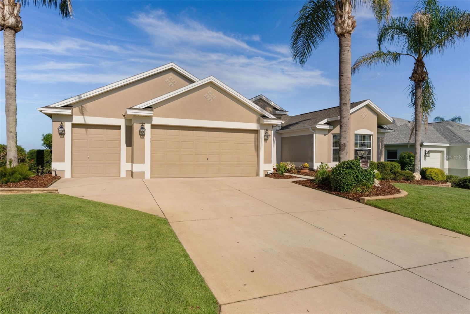 1654 MOUNT CROGHAN TRL, THE VILLAGES, FL — photo 3