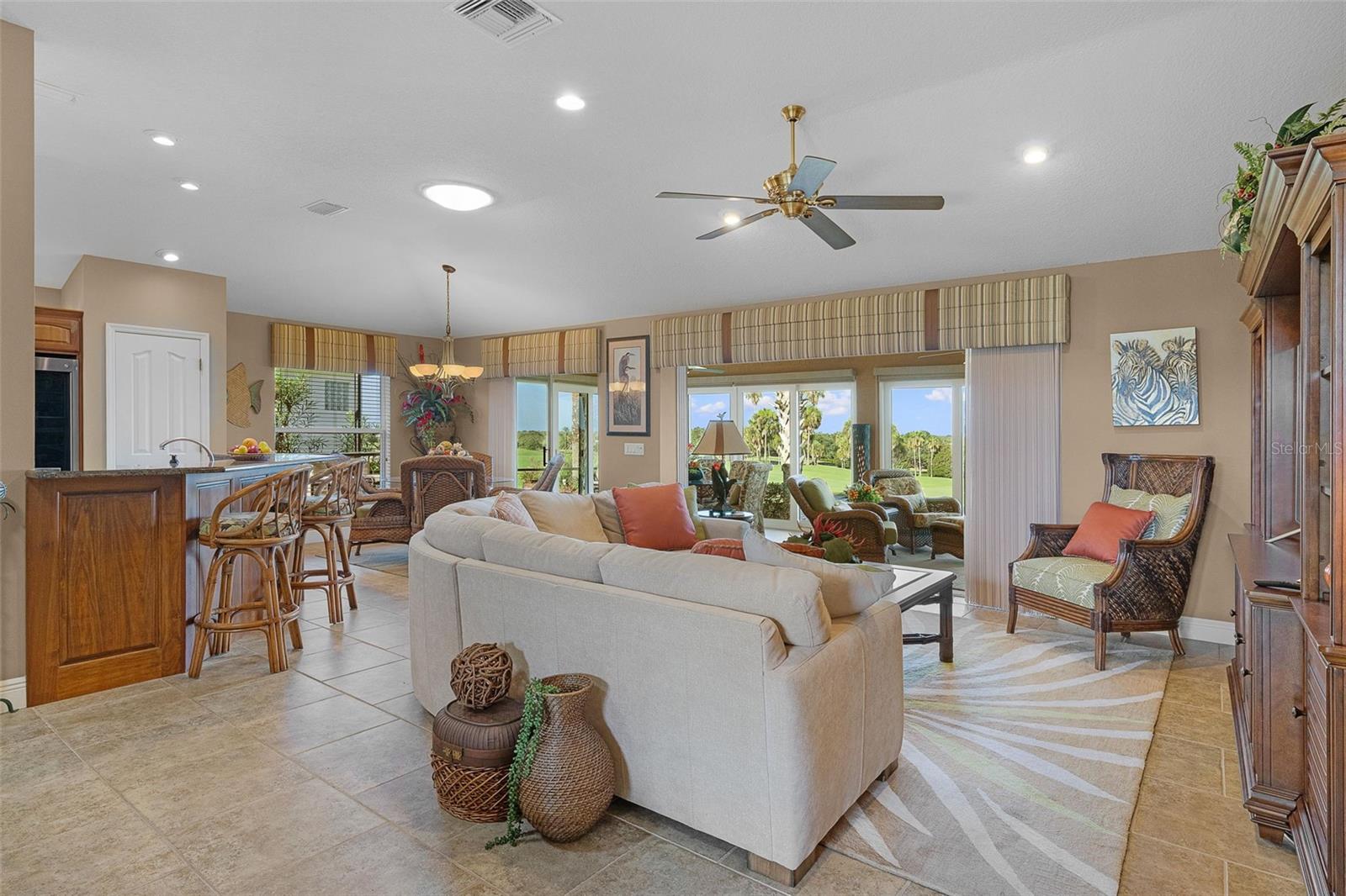 1654 MOUNT CROGHAN TRL, THE VILLAGES, FL — photo 6