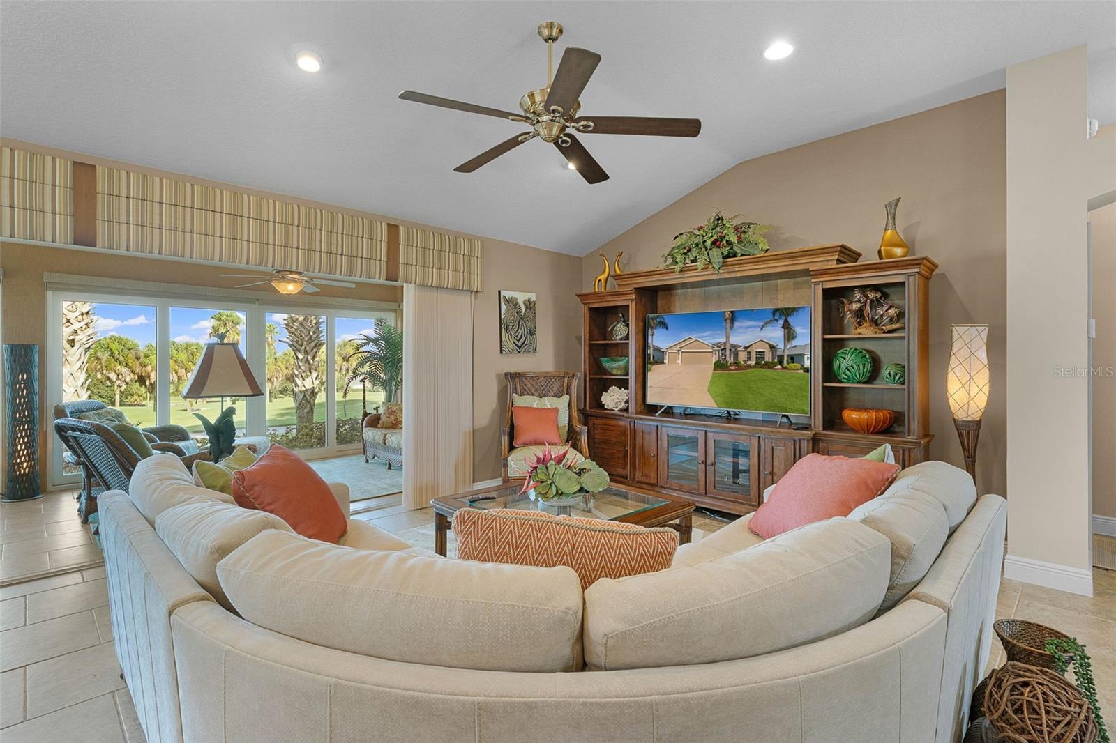 1654 MOUNT CROGHAN TRL, THE VILLAGES, FL — photo 8