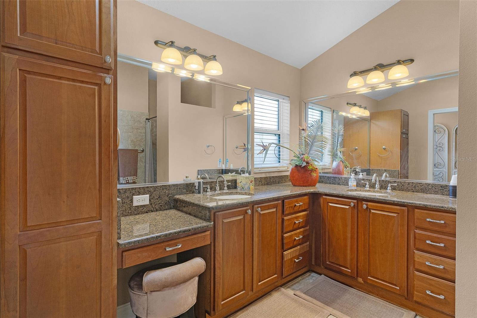 1654 MOUNT CROGHAN TRL, THE VILLAGES, FL — photo 25