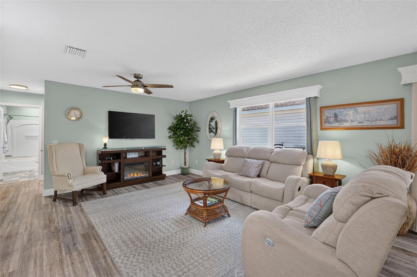 356 KATHERINE PL, THE VILLAGES, FL — photo 12