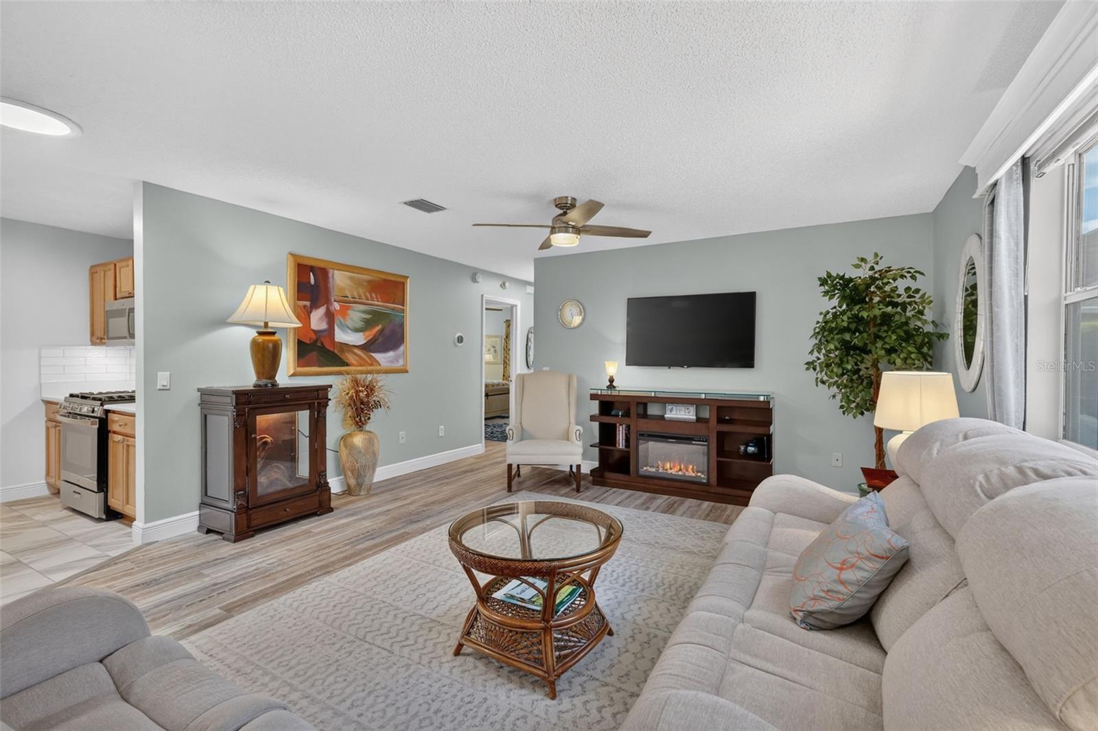 356 KATHERINE PL, THE VILLAGES, FL — photo 13