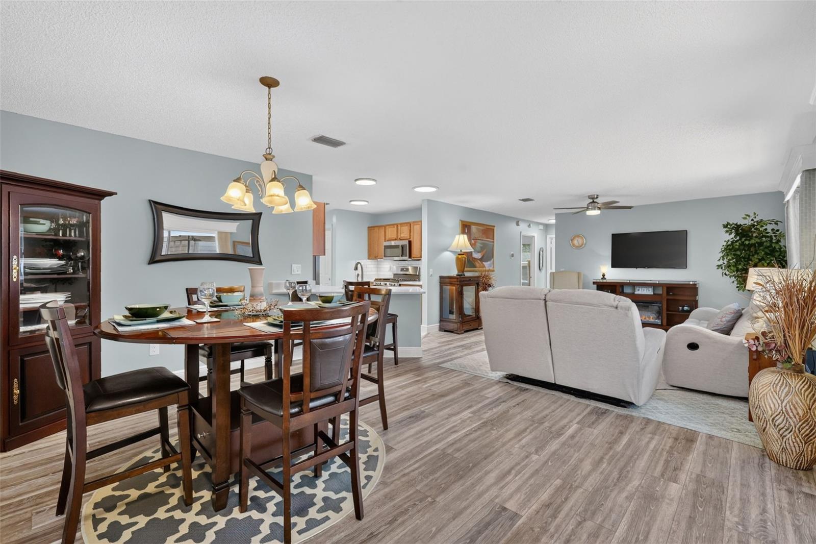 356 KATHERINE PL, THE VILLAGES, FL — photo 15