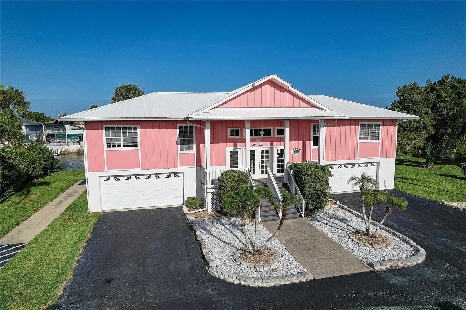 3263 SHOAL LINE BLVD, HERNANDO BEACH, FL — photo 2