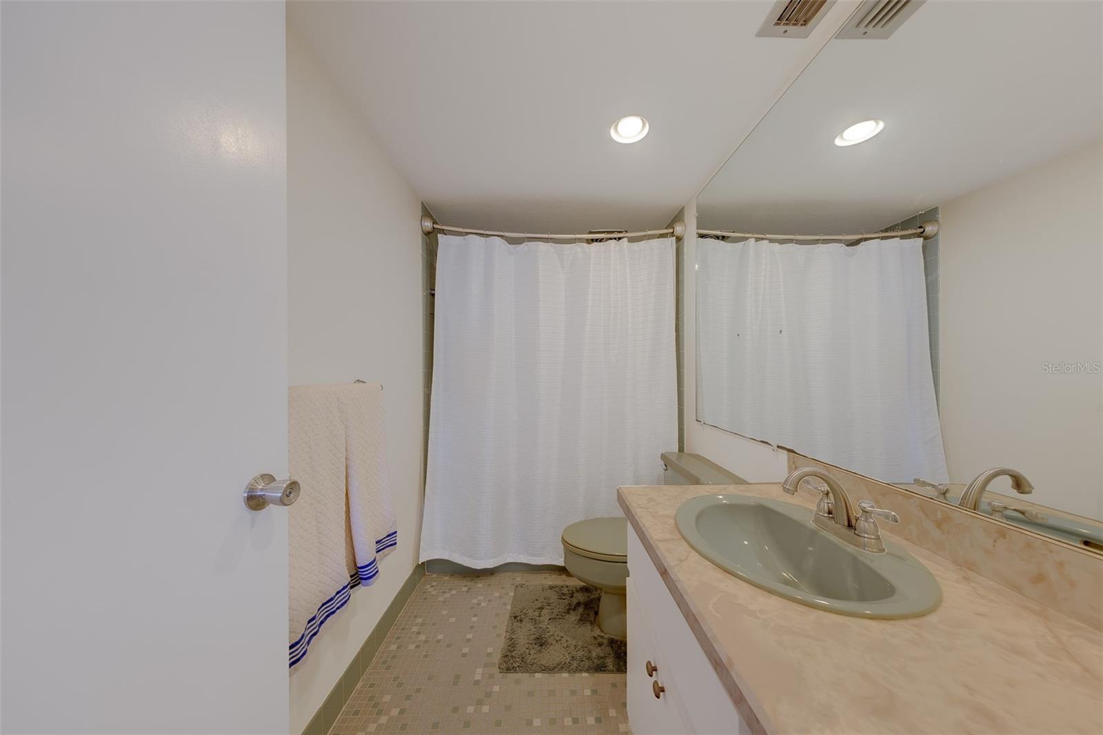 17920 GULF BLVD #1808, REDINGTON SHORES, FL — photo 17