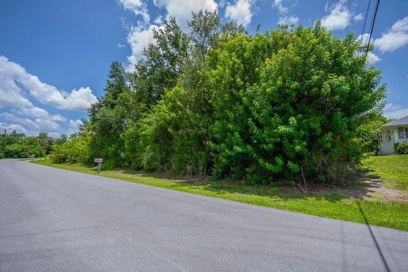 6304 TILLY ST, ENGLEWOOD, FL — photo 3