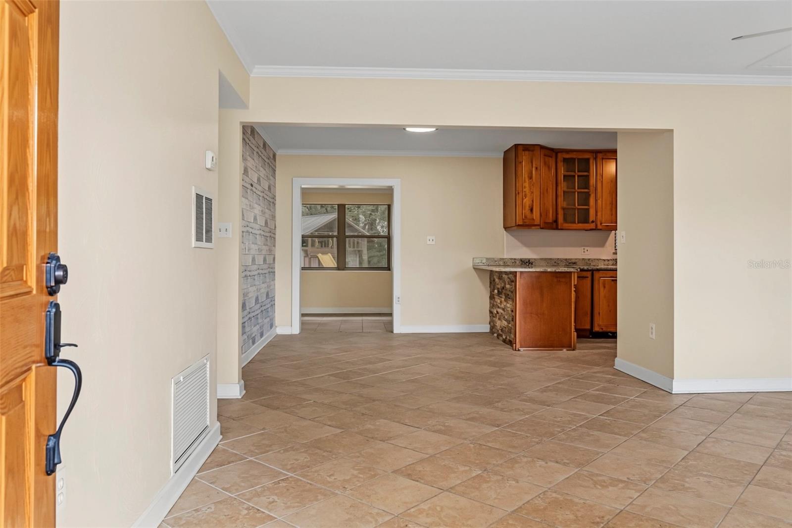 409 E GULLEY AVE, OAKLAND, FL — photo 3