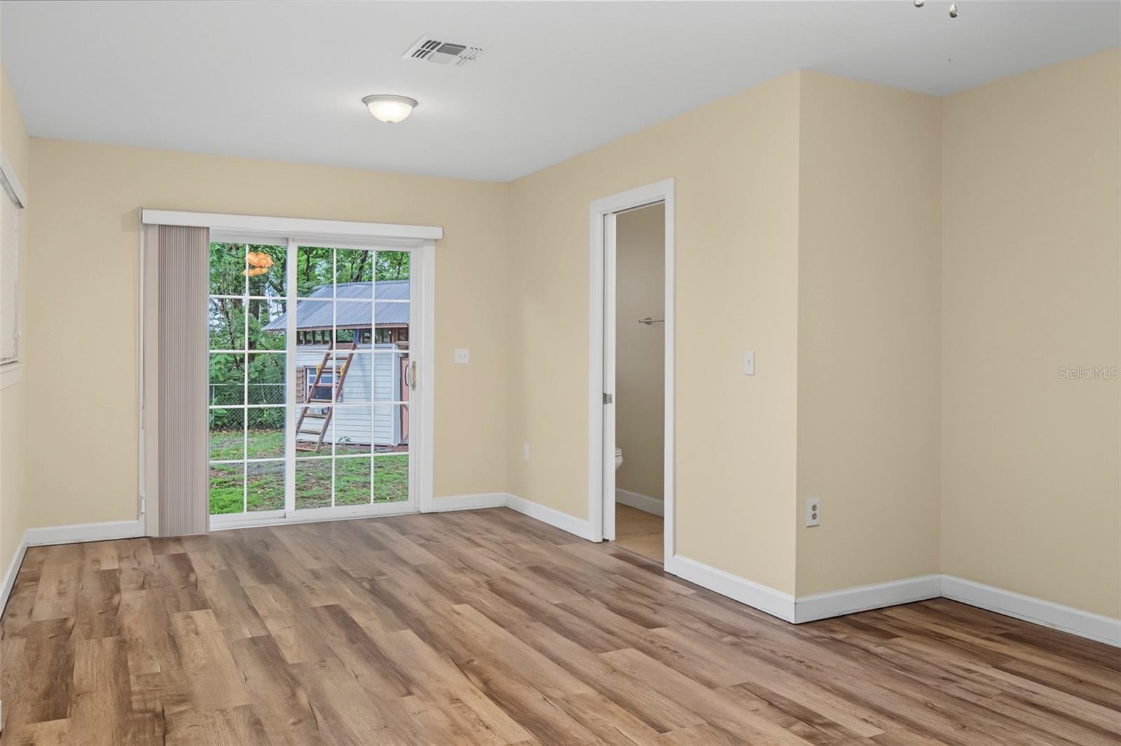 409 E GULLEY AVE, OAKLAND, FL — photo 24