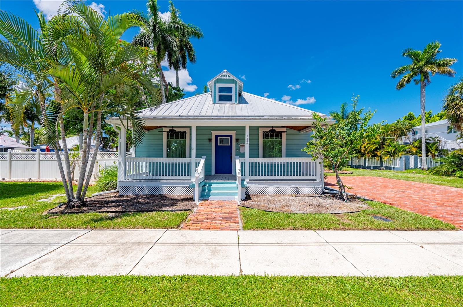 115 GILL ST, PUNTA GORDA, FL