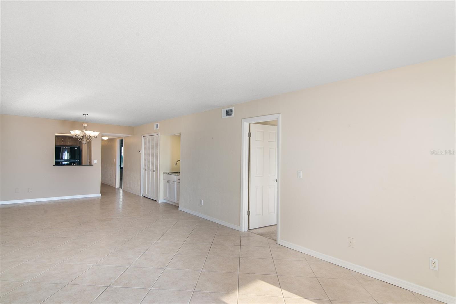 2600 OCEAN SHORE BLVD #111, ORMOND BEACH, FL — photo 12