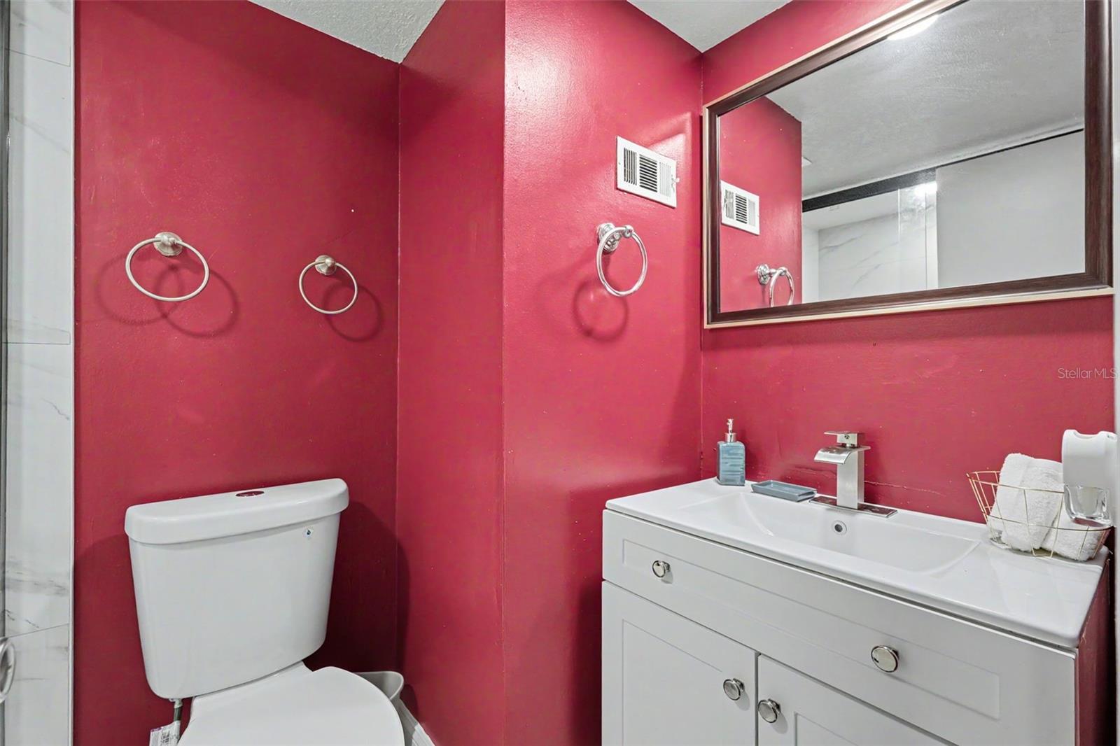 4505 LA CAPRI CT, TAMPA, FL — photo 9