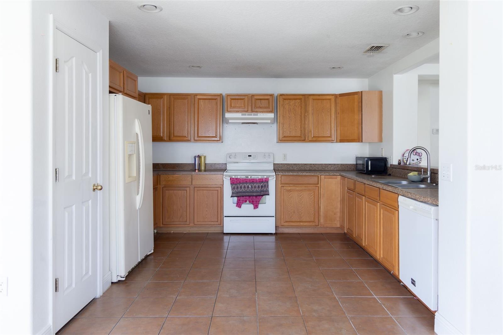 1631 PERDIDO CT, KISSIMMEE, FL — photo 9