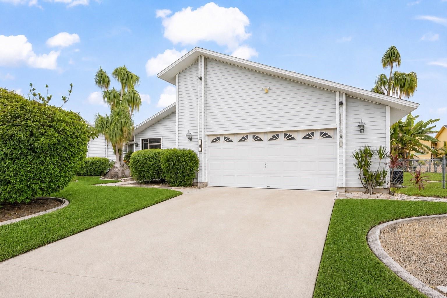 4903 SW 11TH PL, CAPE CORAL, FL