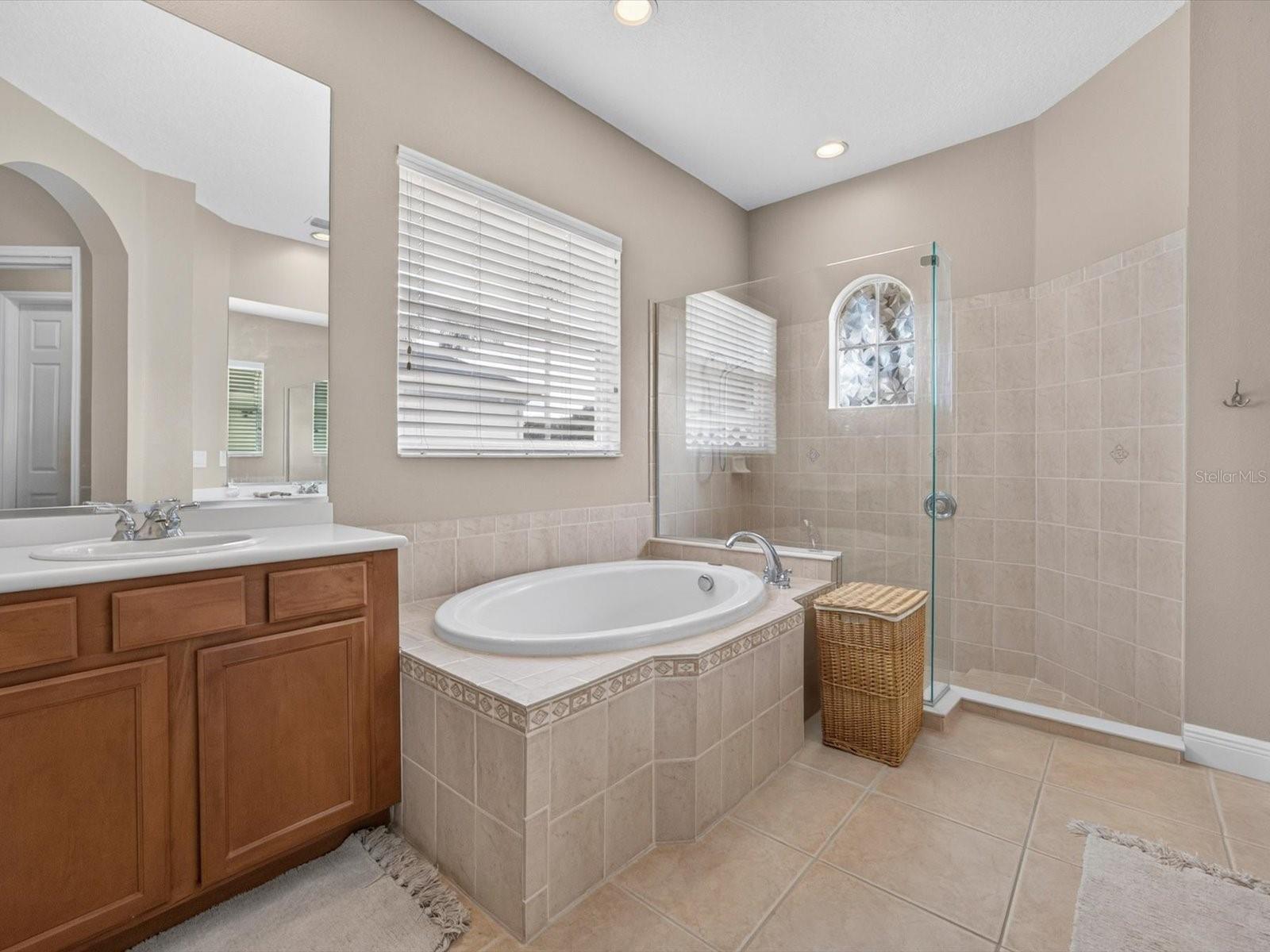 3692 HEIRLOOM ROSE PL, OVIEDO, FL — photo 22