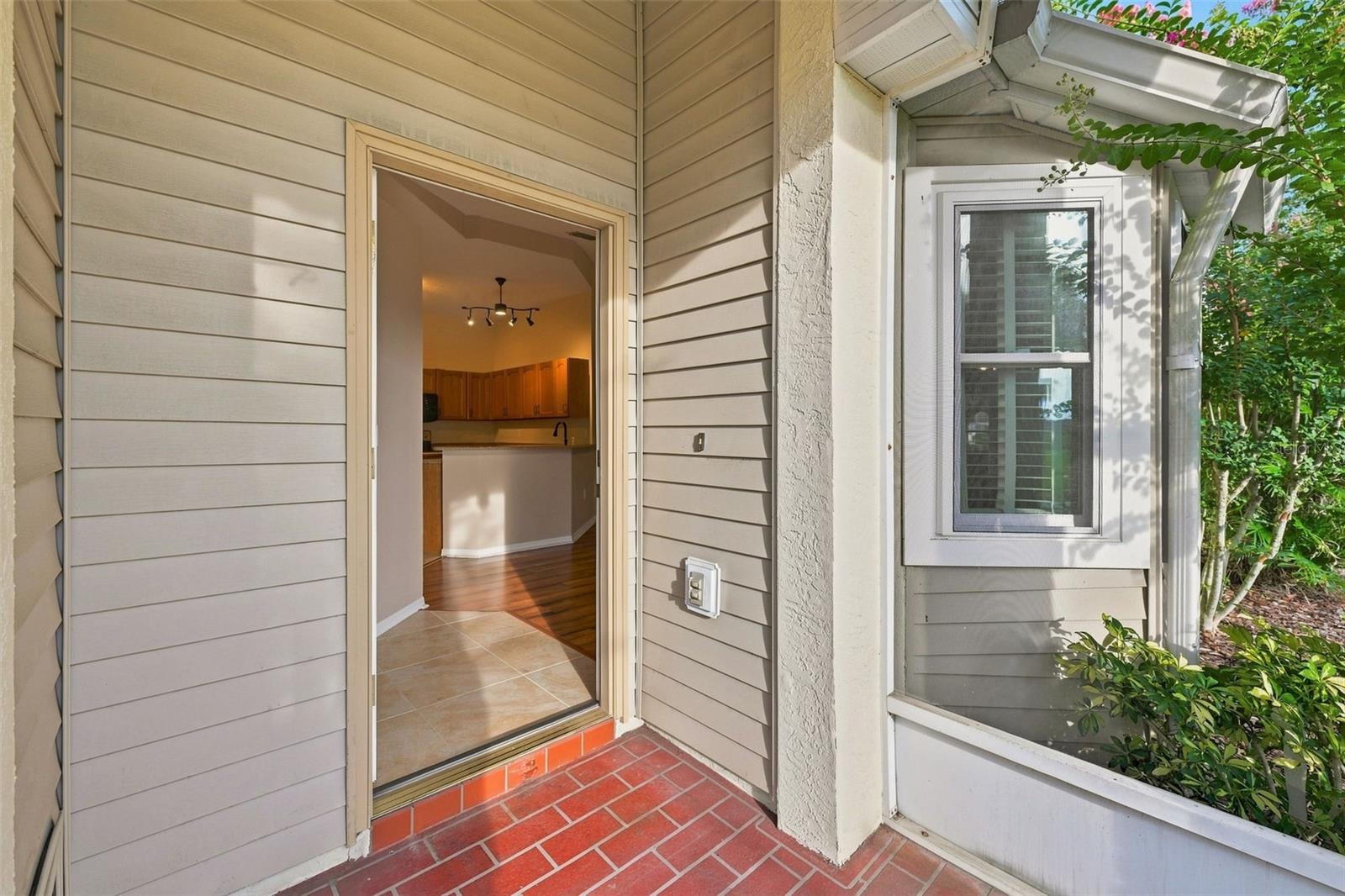 2401 NANTUCKET GLEN PL #11, SUN CITY CENTER, FL — photo 6