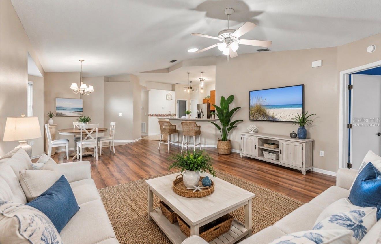 2401 NANTUCKET GLEN PL #11, SUN CITY CENTER, FL — photo 13
