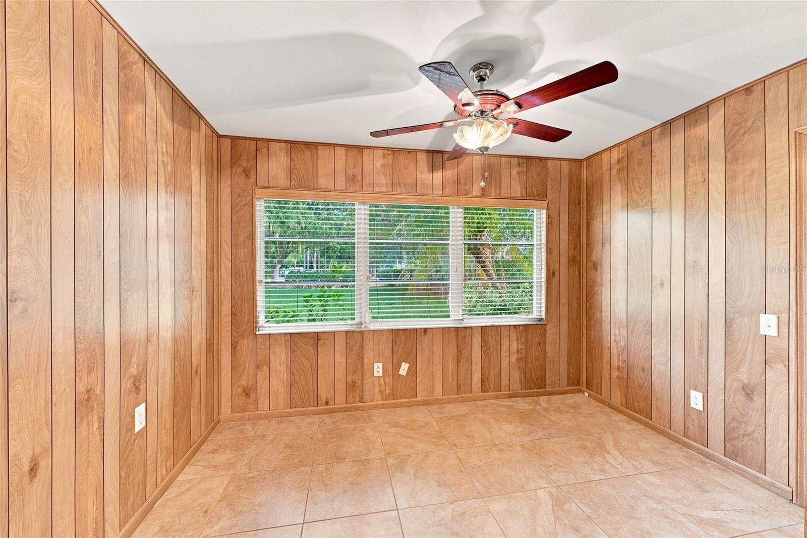 2401 NANTUCKET GLEN PL #11, SUN CITY CENTER, FL — photo 17